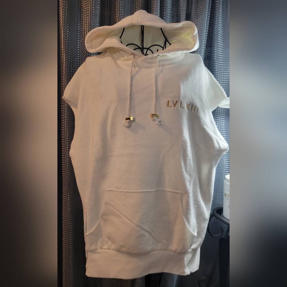 LVL XIII White and Black Sleeveless Graphic Hoodie